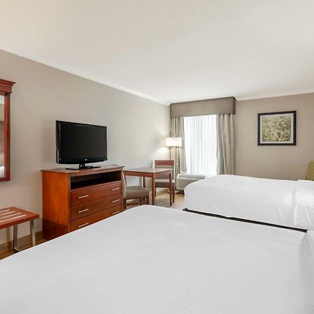Best Western Liverpool-Syracuse Inn & Suites Exterior photo