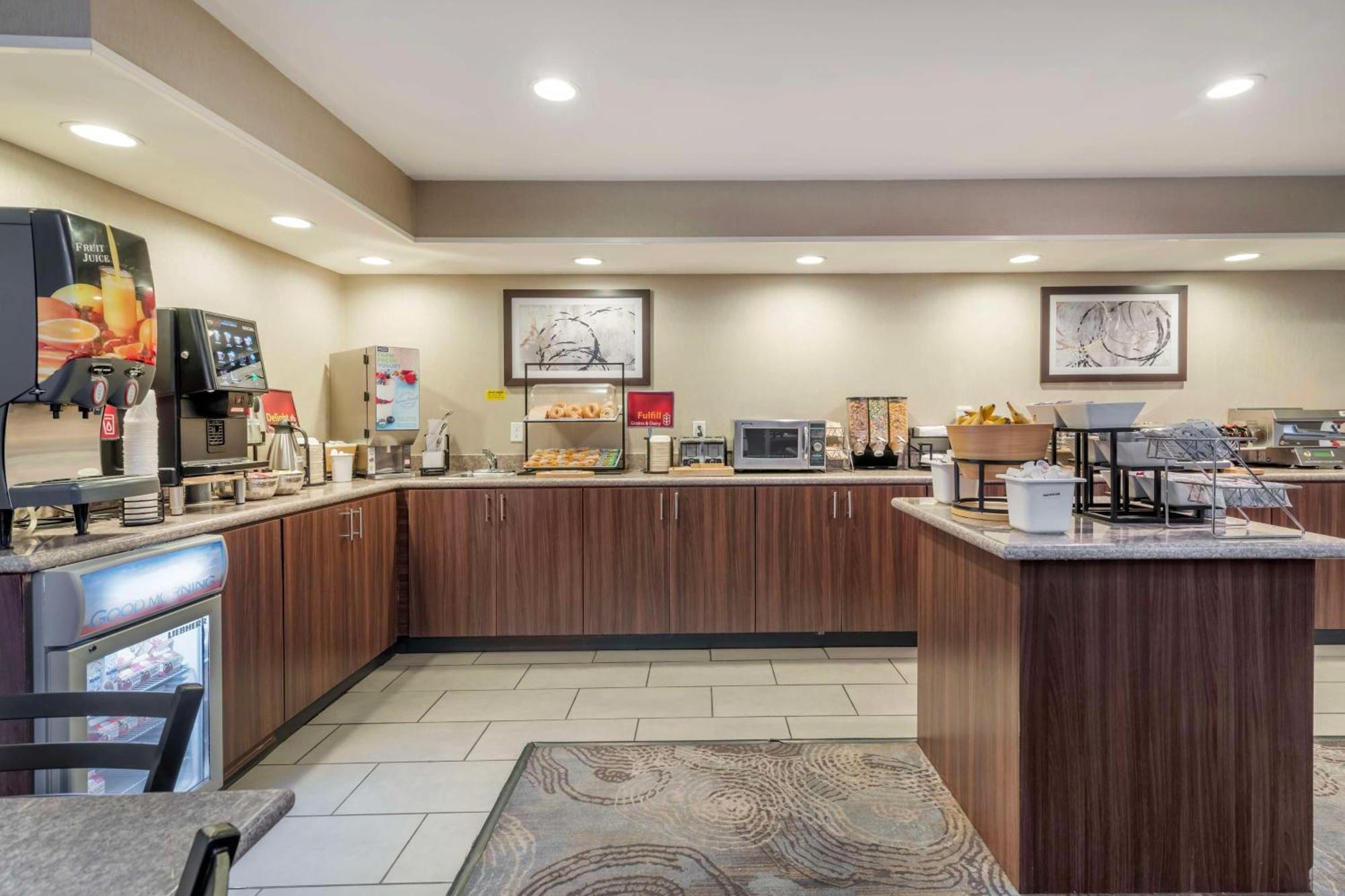 Best Western Liverpool-Syracuse Inn & Suites Exterior photo