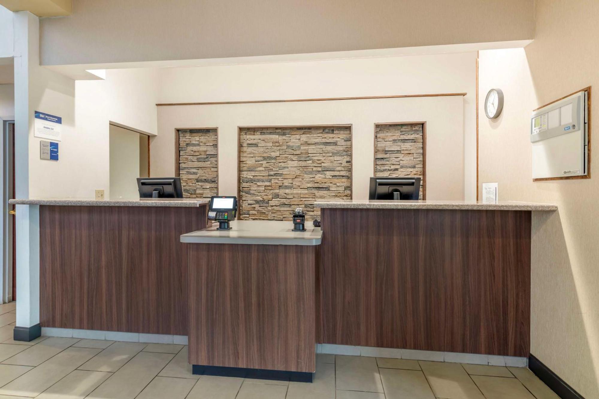 Best Western Liverpool-Syracuse Inn & Suites Exterior photo